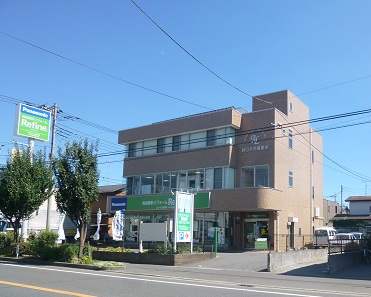 りふぁいんならしの あきやまもくざいさんぎょうかぶしきがいしゃ