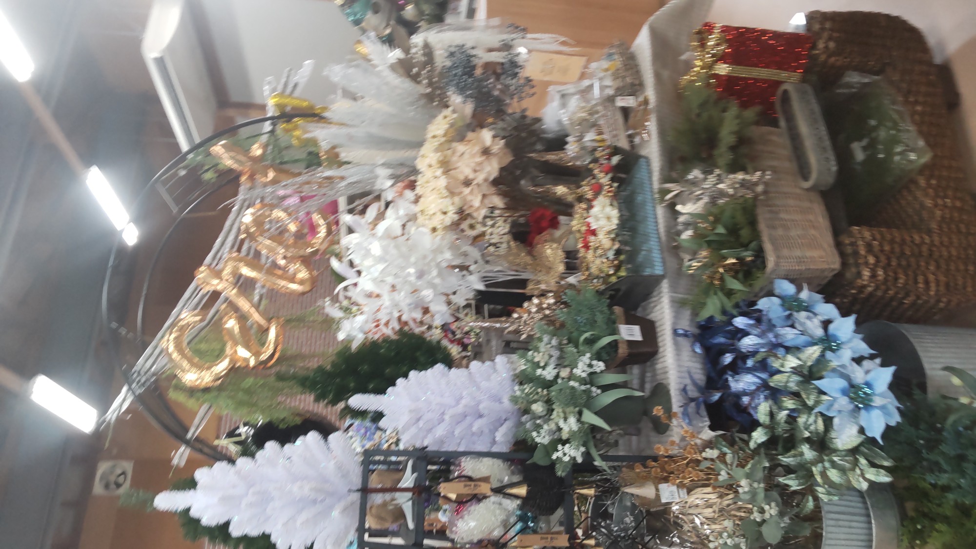 クリスマス商品・お正月商品の販売を始めました！！