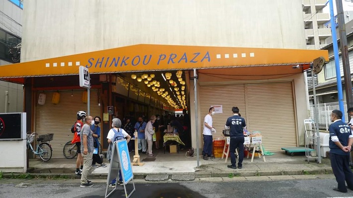 にぎわうシンコープラザ