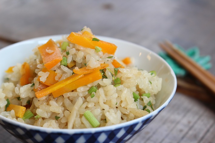 ニンジンと切り干し大根の炊き込みご飯
