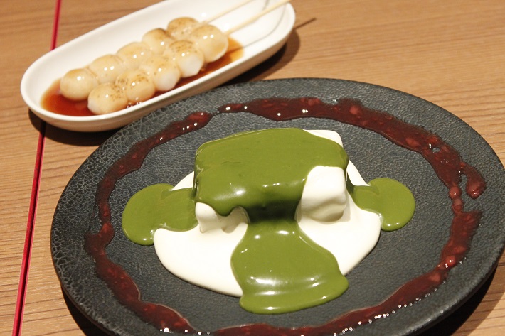 錦一葉の抹茶ティラミルとお団子