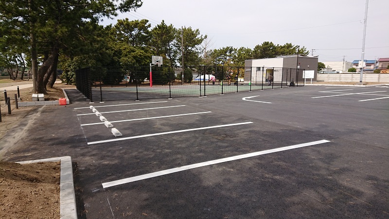 鳥居崎海浜公園の南側駐車場