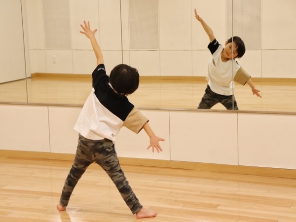 ダンス教室は何歳から通える？