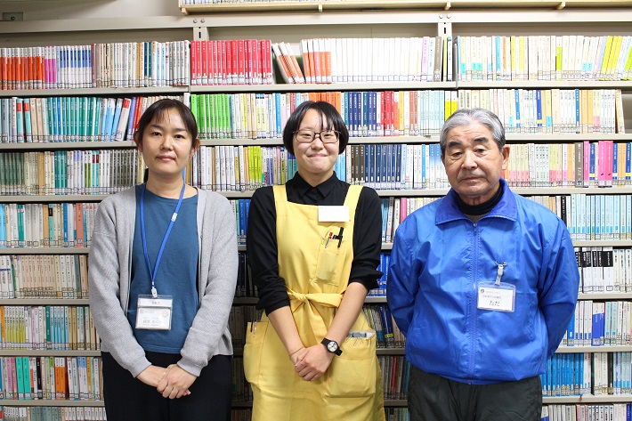 司書の成瀬さん、柴田さん、ドライバーの多田さん