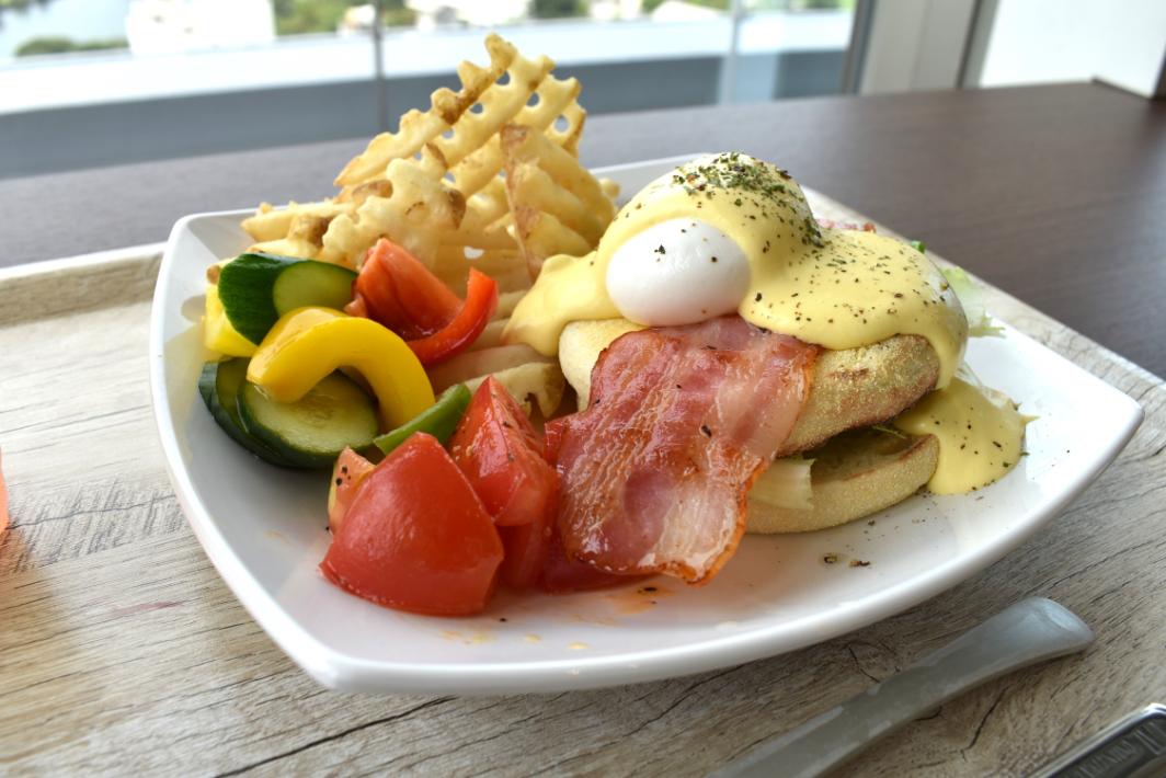 18階からの眺めは圧巻！「東館 Wayo DINER」