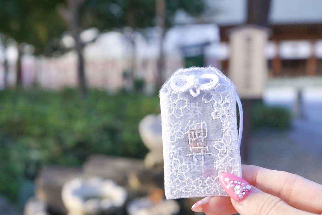 櫻木神社 レース守