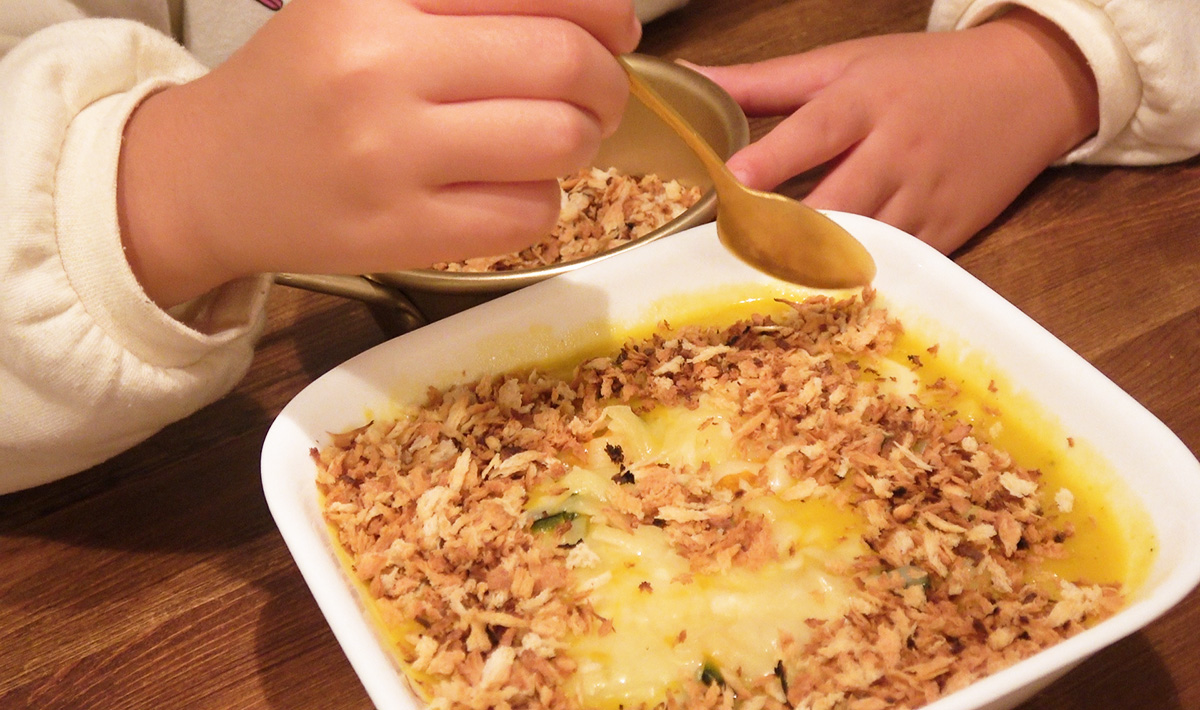 パン粉を炒める