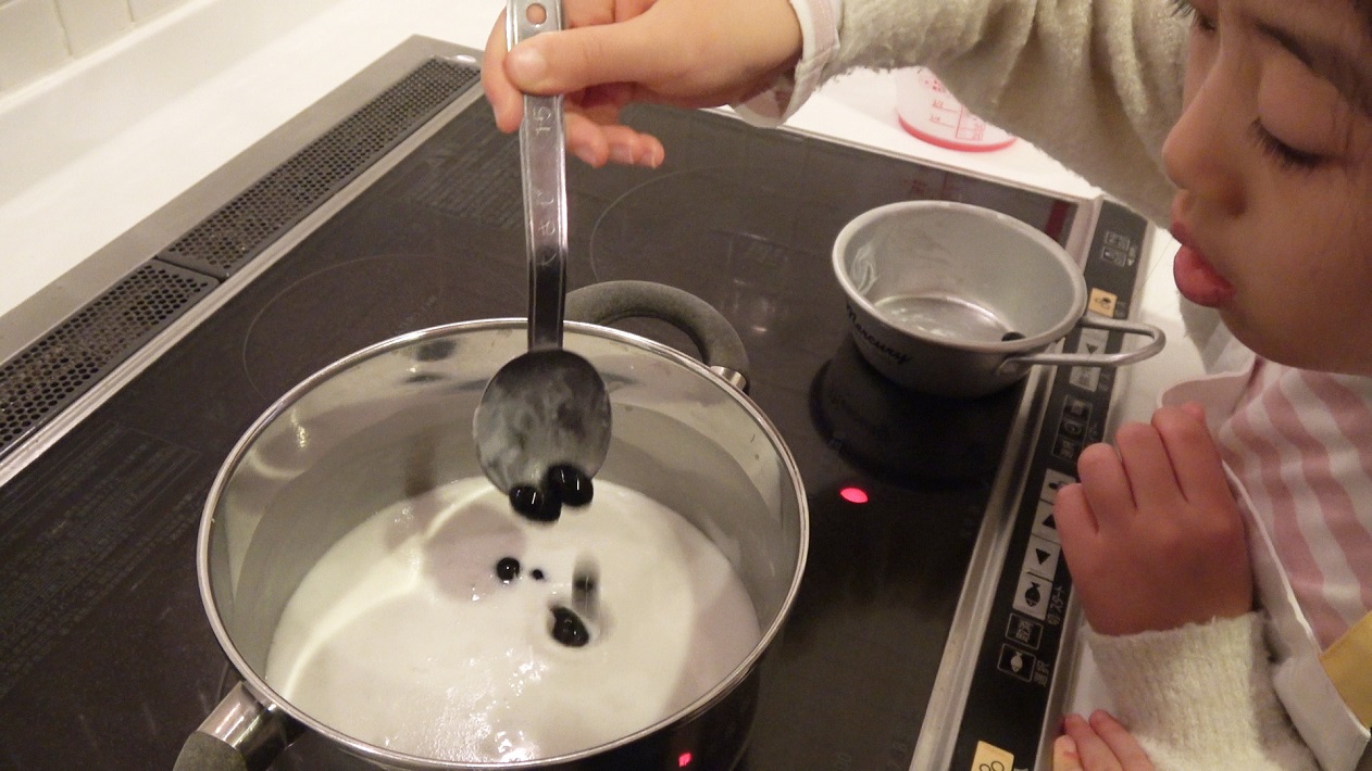 黒豆のココナツミルクしるこ風