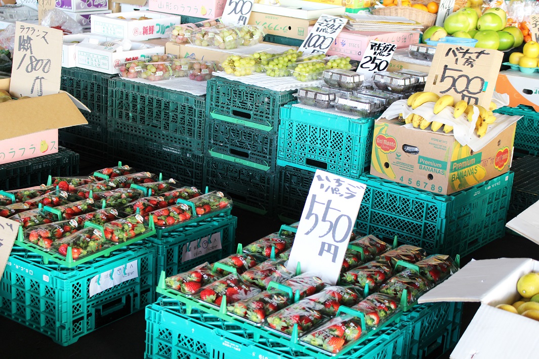 成田市場の青果棟でみつけた果物（フルーツ）