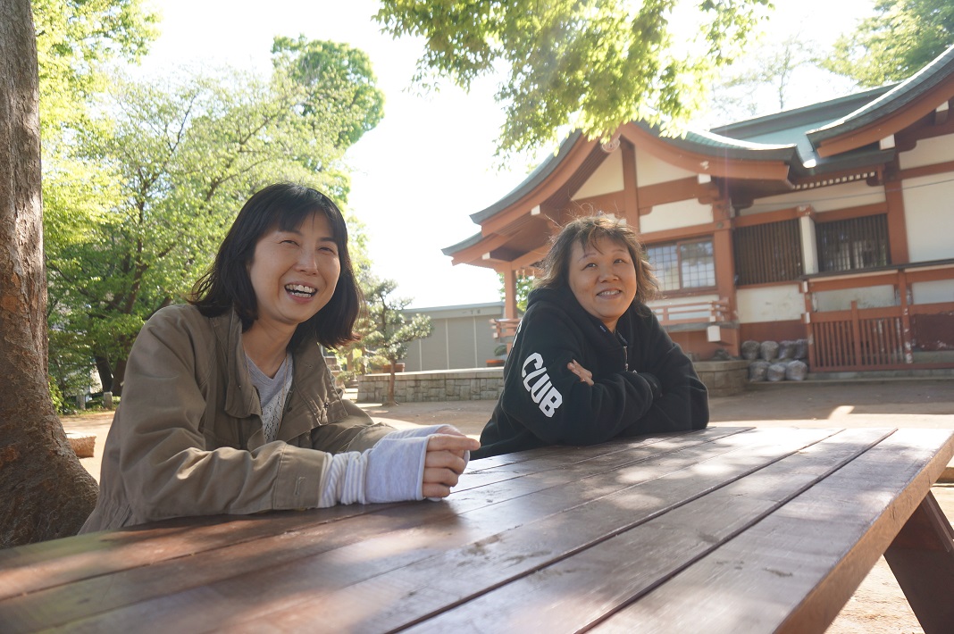 香取神社の境内