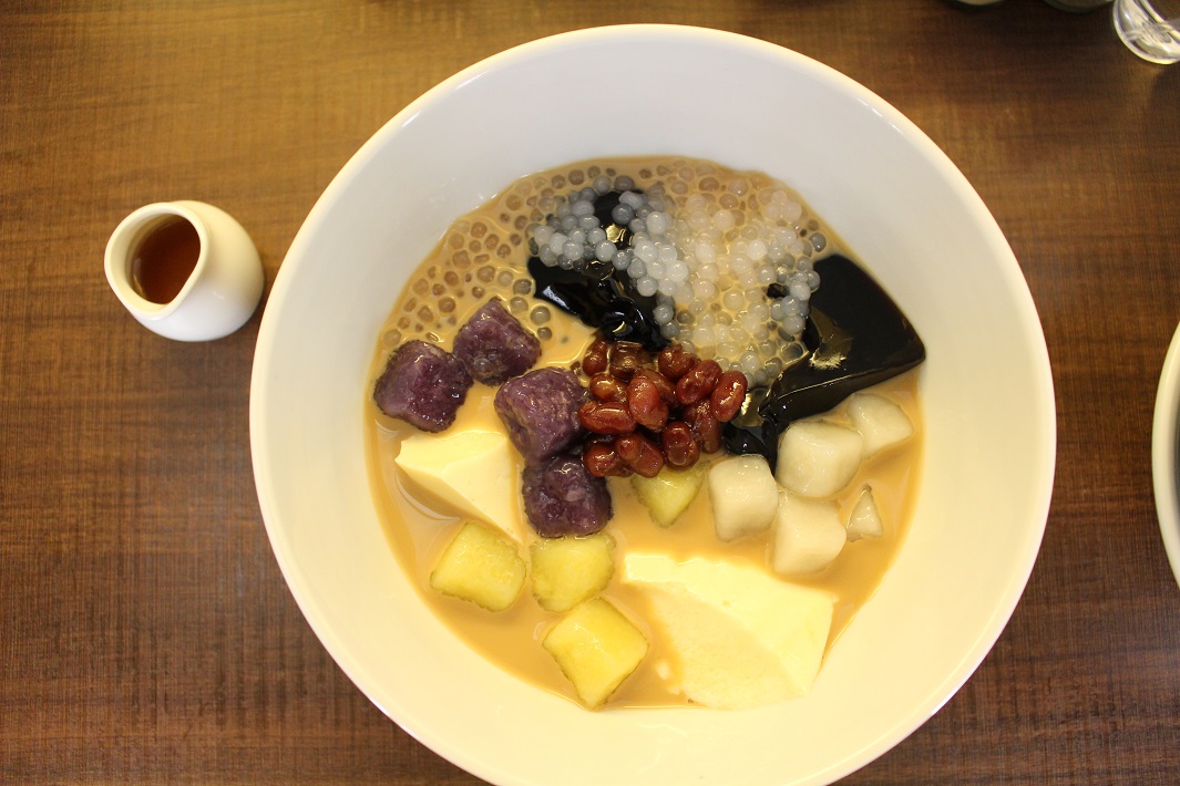 MEETCHA覓茶の台湾スイーツ「芋園」ハーフ＆ハーフ（仙草・豆花）ミルクティー・メイプルシロップ・レギュラーサイズ864円