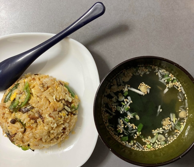 サバ缶チャーハン 