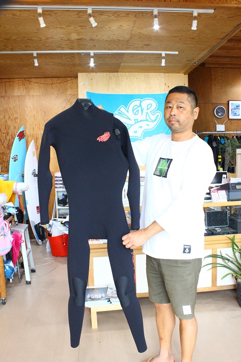 ウェットスーツと鵜沢さん