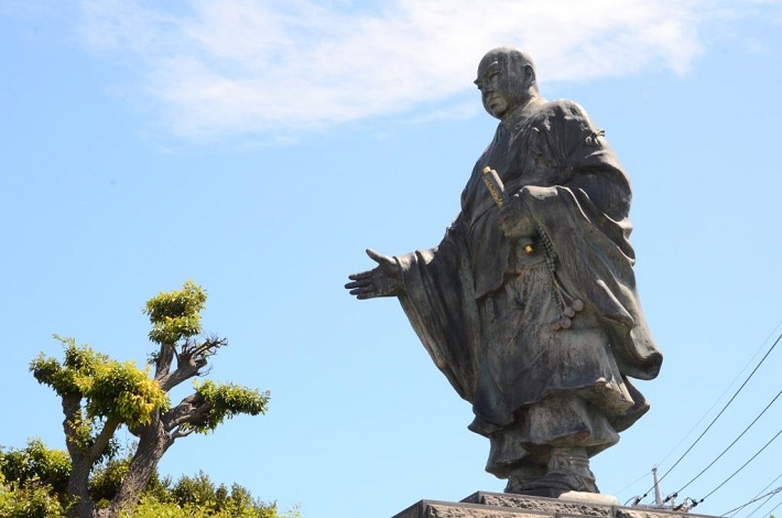 立正安国を説くお祖師さま