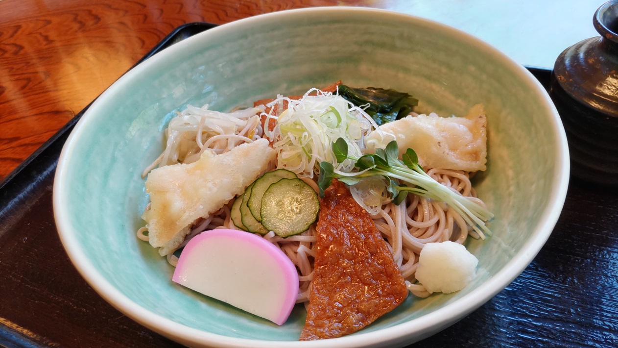 滝見苑 けんこう村 ごりやくの湯 ごりやくそば 950円