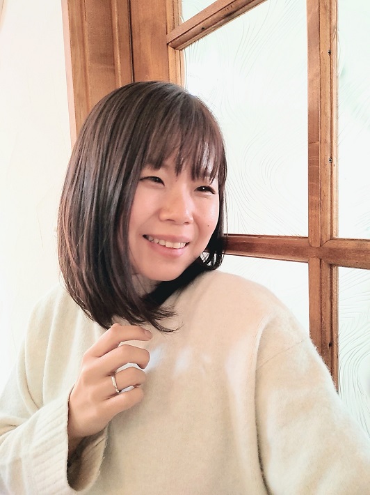 オンライン座談会に参加した女性