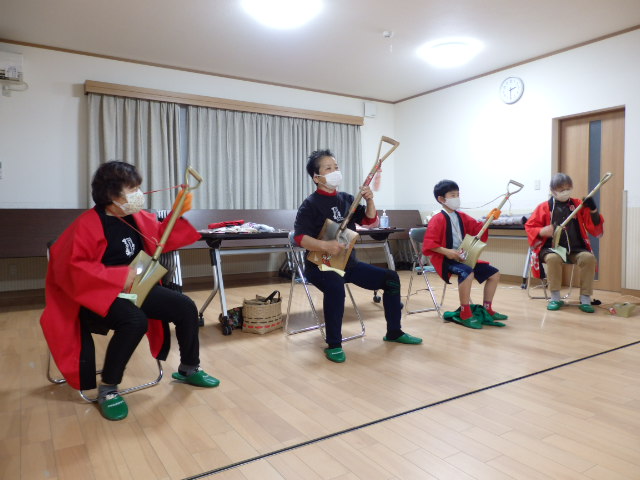 須和田スコップ三味線クラブ