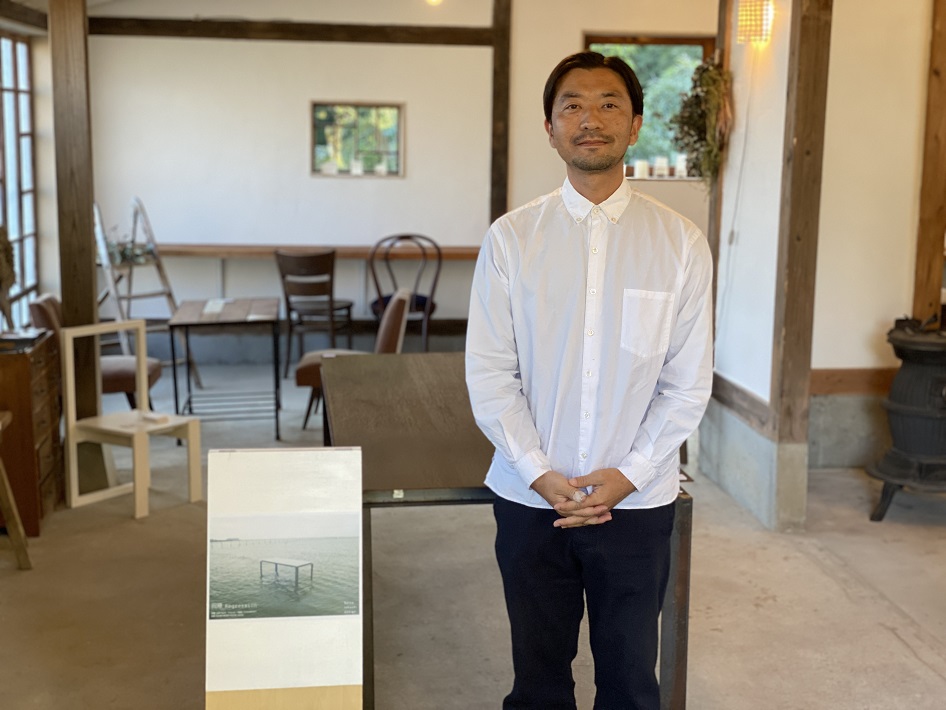 【佐倉市】デザイナー清野隆志さんの「土に還るテーブル」