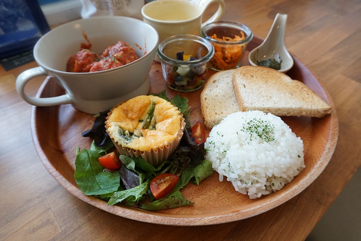 【市川市】ハーブティーを気軽に楽しめるカフェ「ミントブルー」