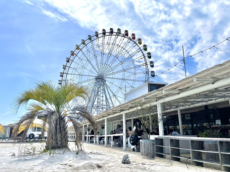 【木更津市】白い砂浜でバーベキューを満喫「WILD BEACH SEASIDE GLAMPING PARK」