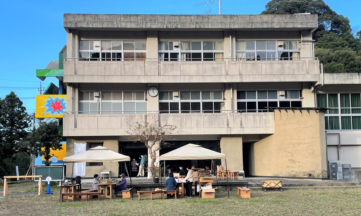廃校をリノベーションした月出工舎
