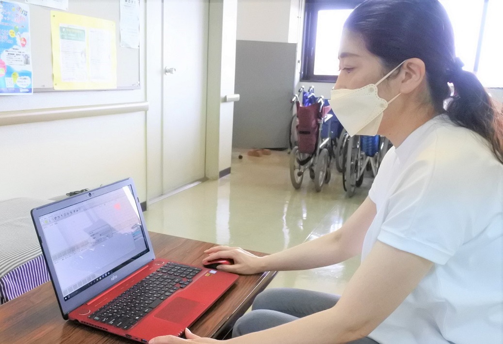 【四街道市】目の代わりとなり情報を届ける音訳グループ「こもれび」