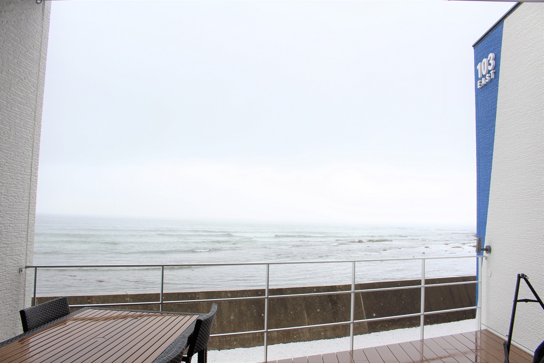 【富津市】まるで海外!南フランス風のグランコテージ「BAYSIDE KANAYA」