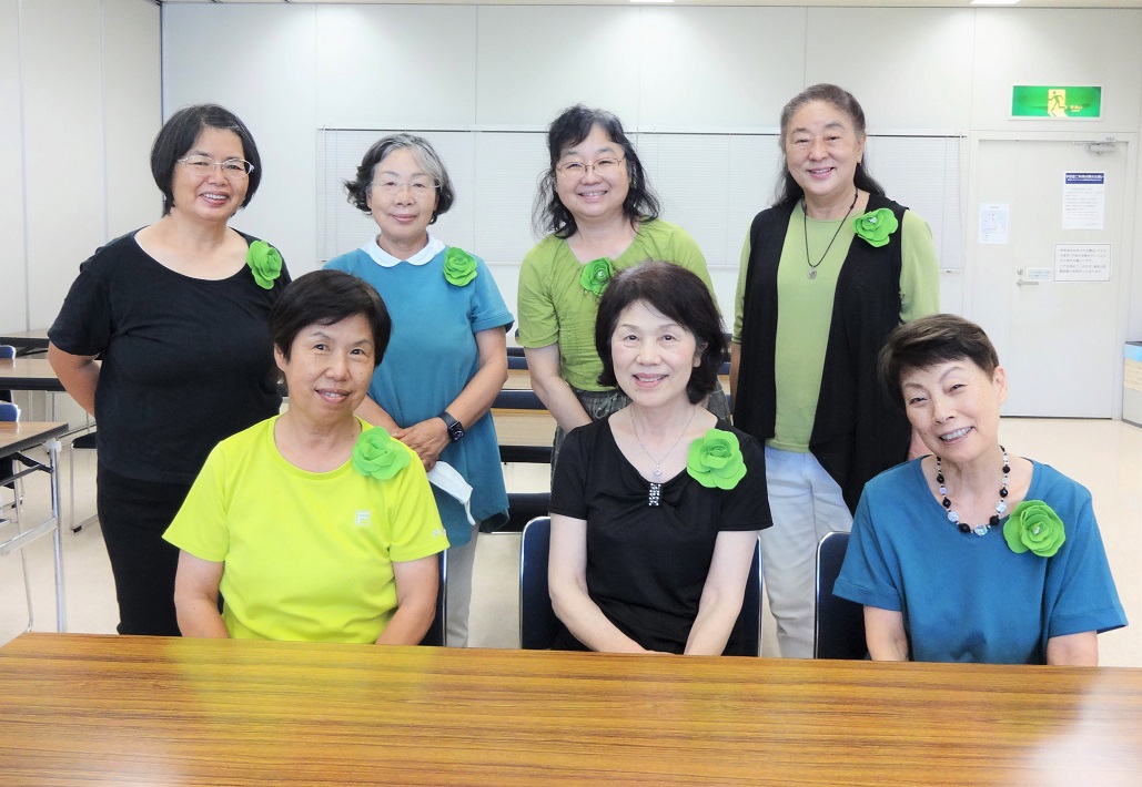 朗読の会「もえぎ」の皆さん