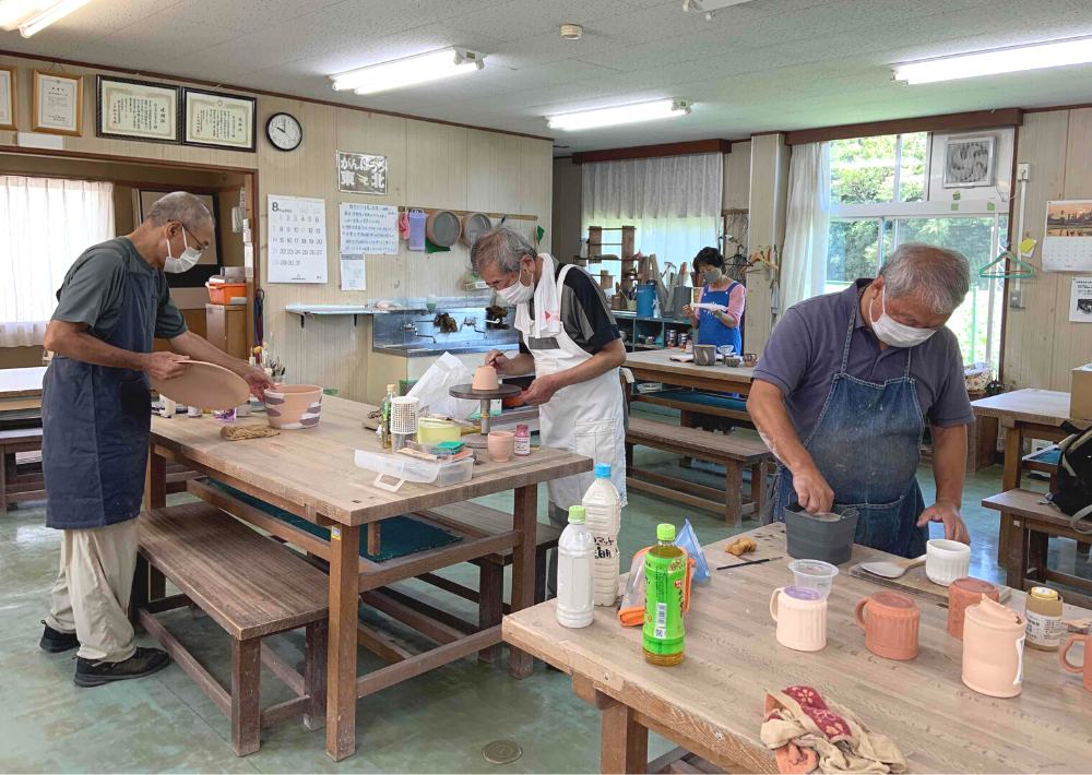 鎌ヶ谷市陶芸クラブ