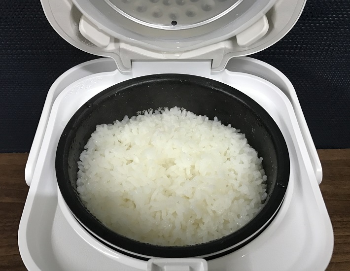 炊飯器