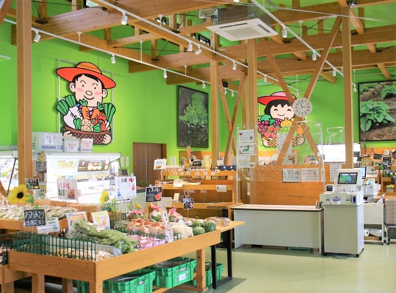 入り口正面に置かれたおすすめの旬野菜