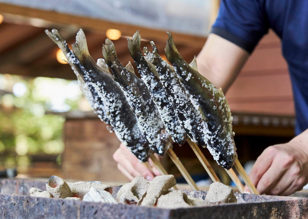 【野田市】清水公園　釣ったニジマスをその場で塩焼きに！ 