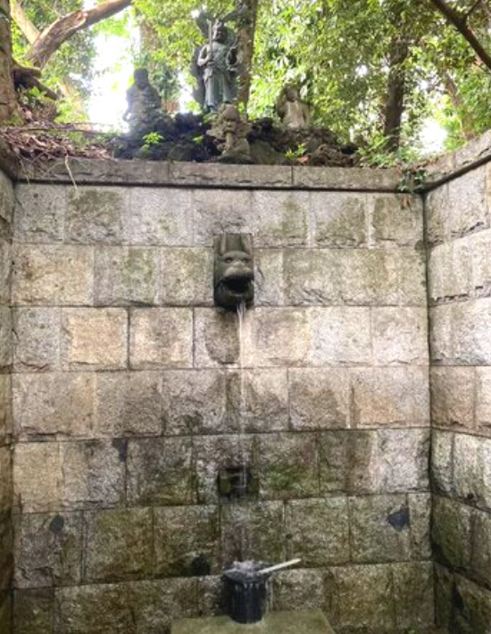 船橋市】御瀧山金蔵寺（おたきさん こんぞうじ）の行者滝　約600年間湧き続ける貴重な湧き水！
