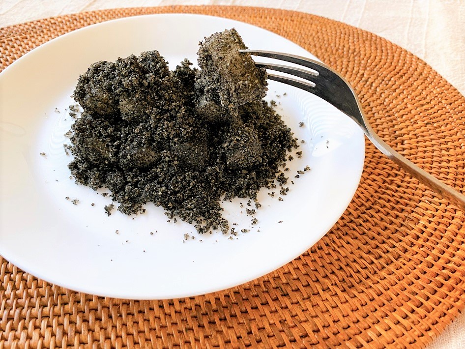インジョルミ黒ゴマ粉の中身