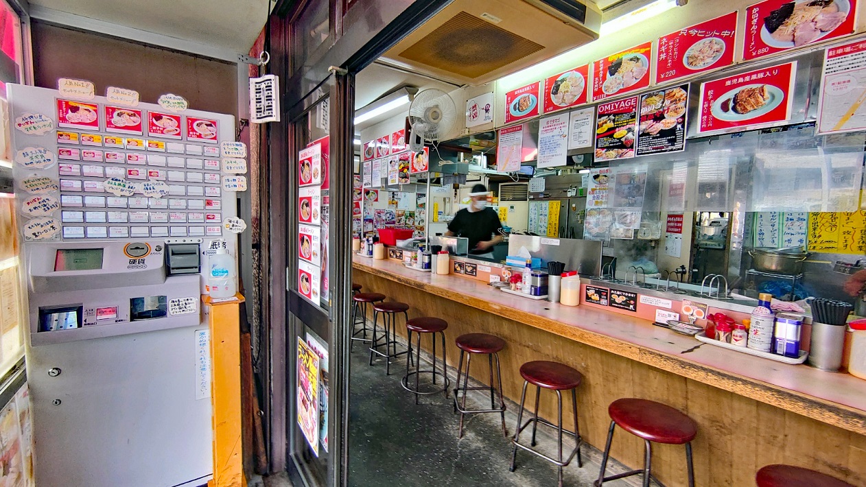 【ラーメンかいざん本店】並んでも食べたい！おすすめ一番人気のラーメン