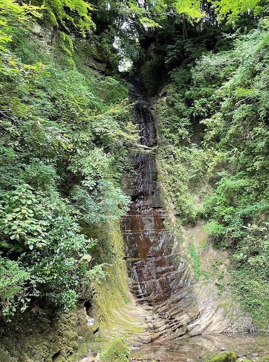 金神の滝