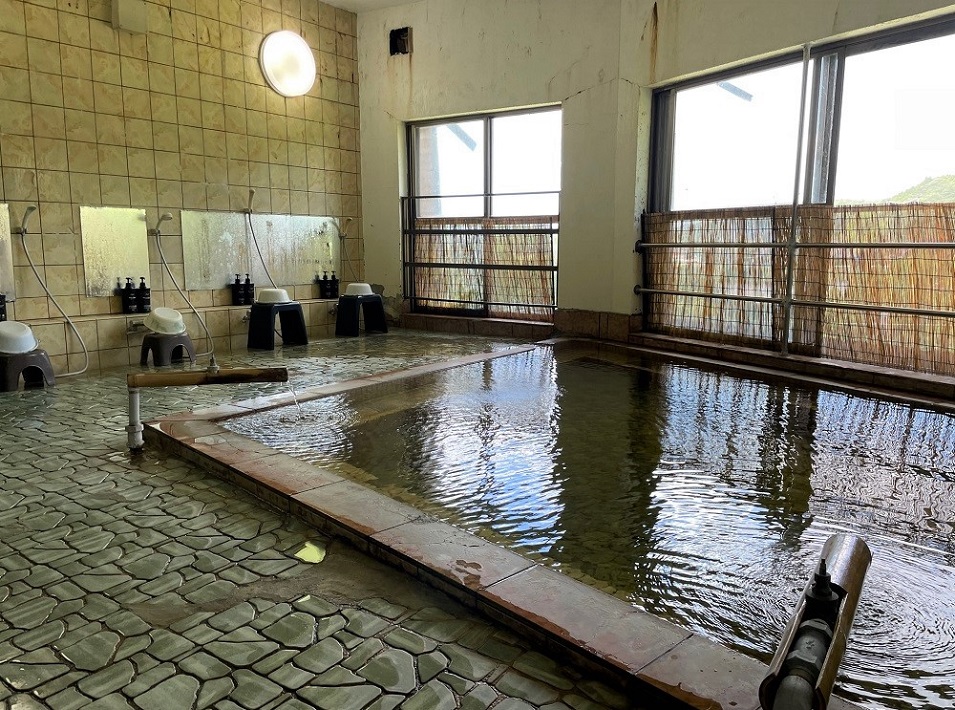 いろりの宿　七里川温泉内風呂