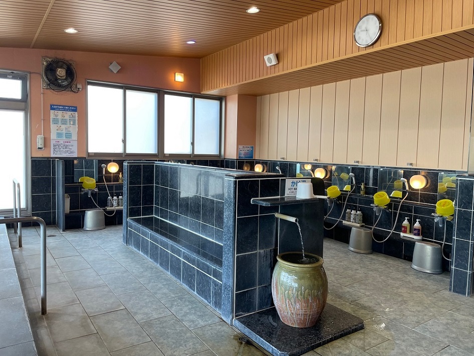 「天然温泉　海辺の湯」内風呂