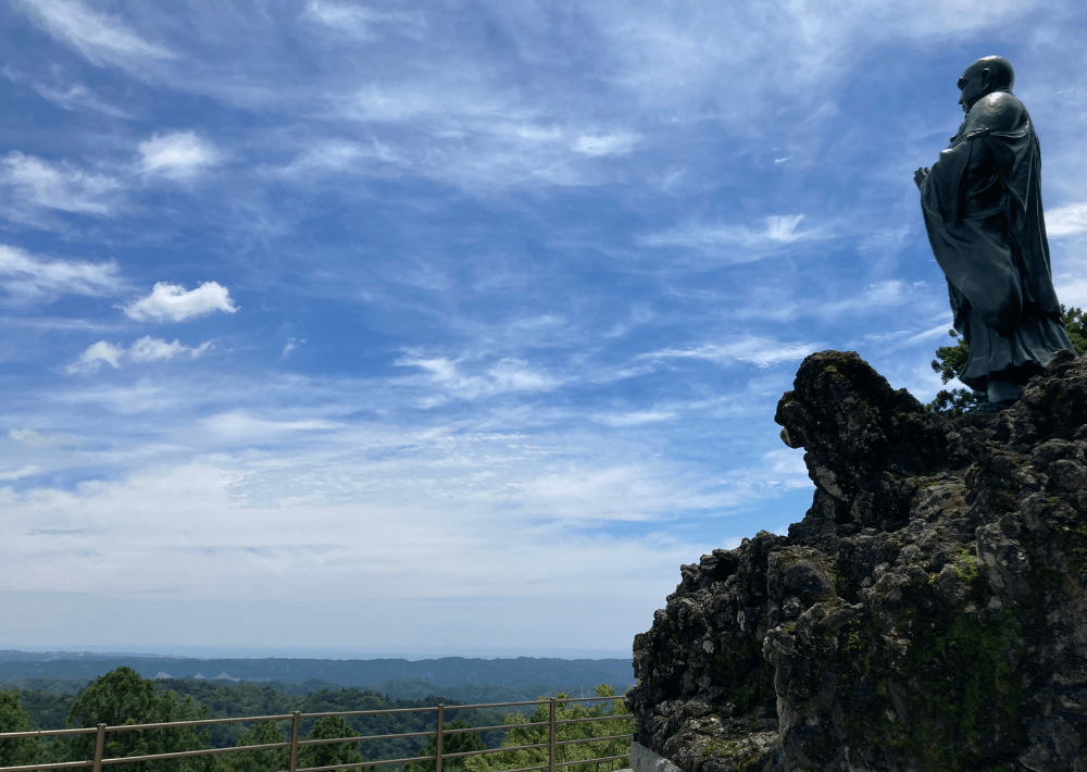 【鴨川市】「清澄寺（せいちょうじ） 」日本一早い初日の出を拝める山の頂上近くの静謐なお寺
