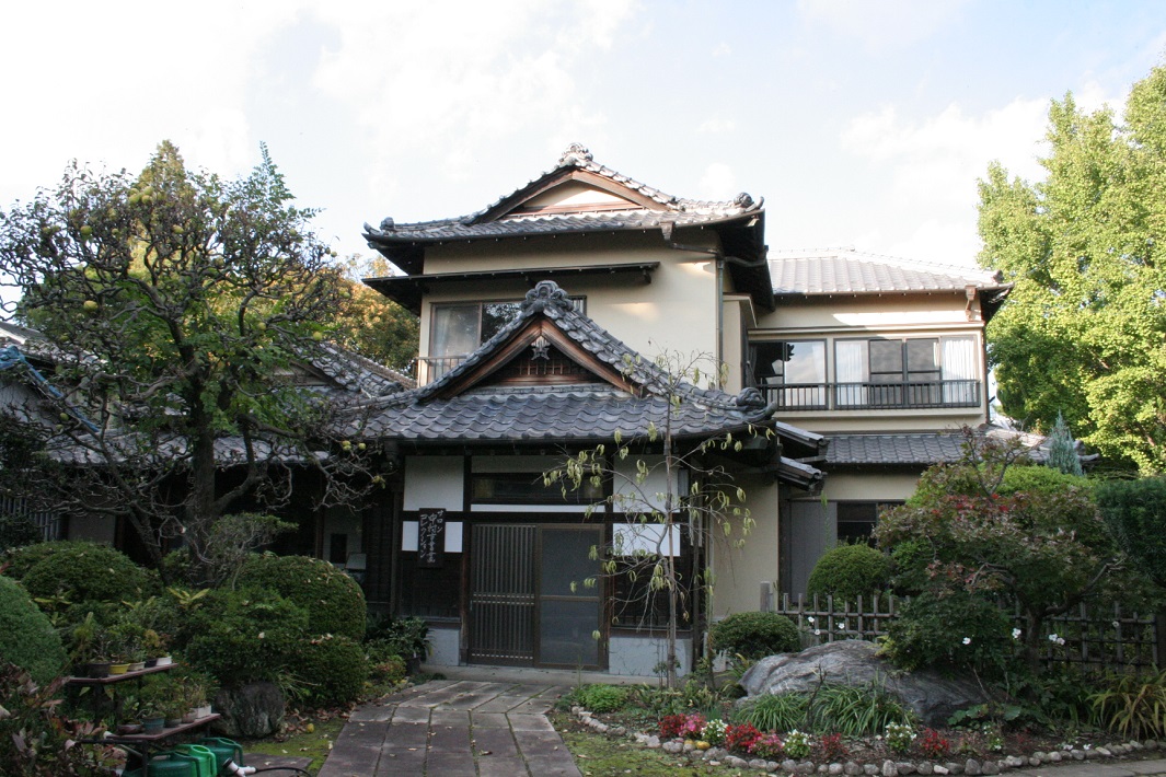 【埼玉県越谷市】中村家「サロン」主宰27代当主・中村穎司さん