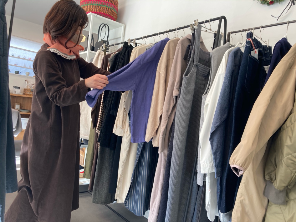 ライフスタイルショップ「ILOe（イロエ）」  島田さんと服たち