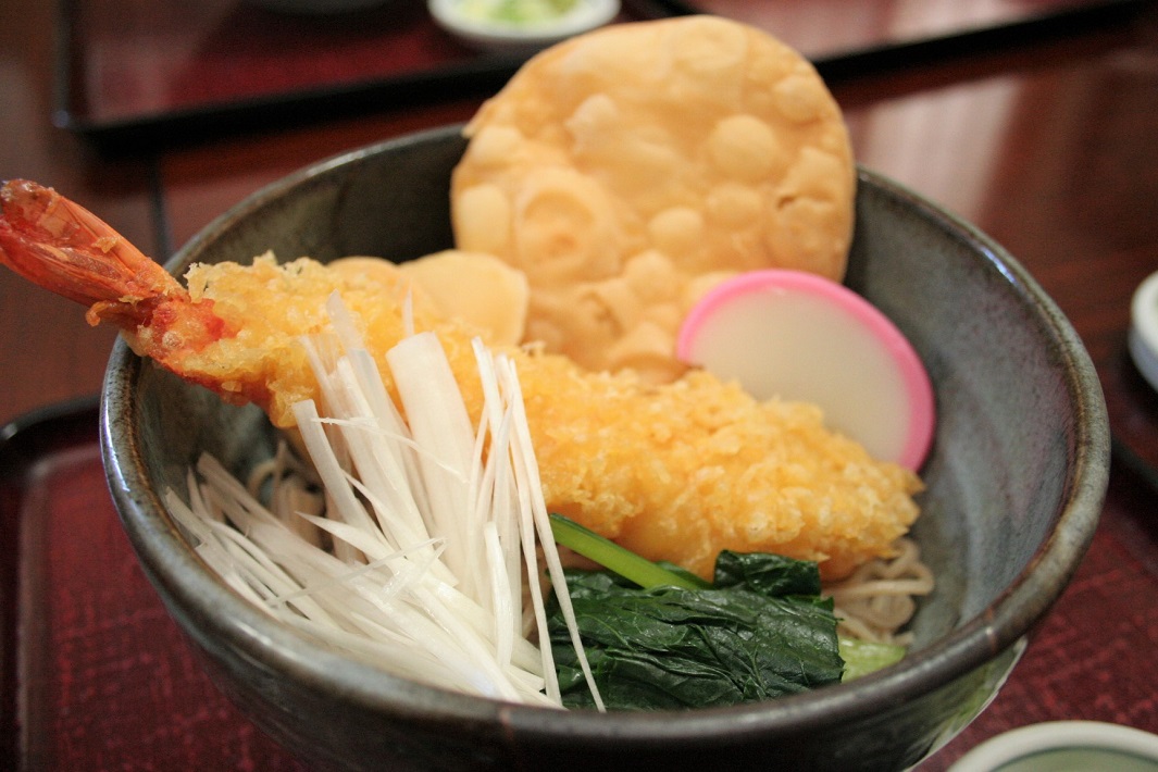 「草加せんべいそば」