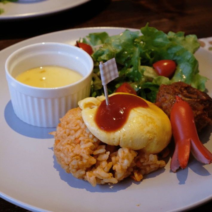 松戸カフェ【常盤平陣屋前】 One Table　曜日ごとに店主が違うカフェ！　ホットサンド、ベーグル、ビーガンカレーなど魅力もさまざま