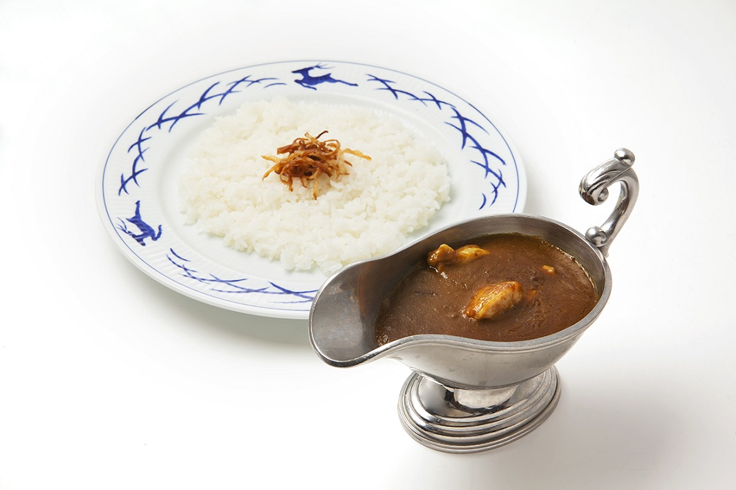 AGIOの三笠会館 伝統のチキンカレー