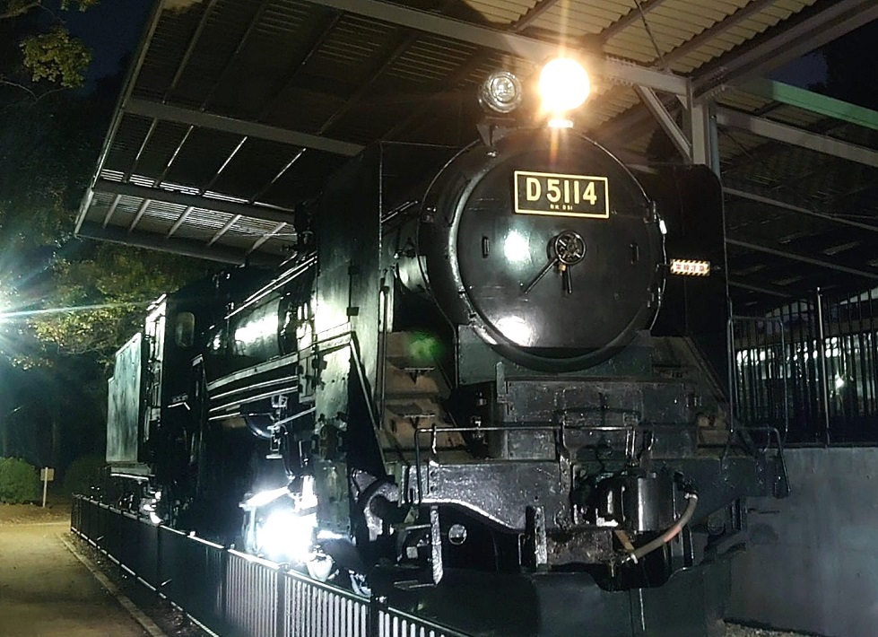 ライトを点灯したＤ5114