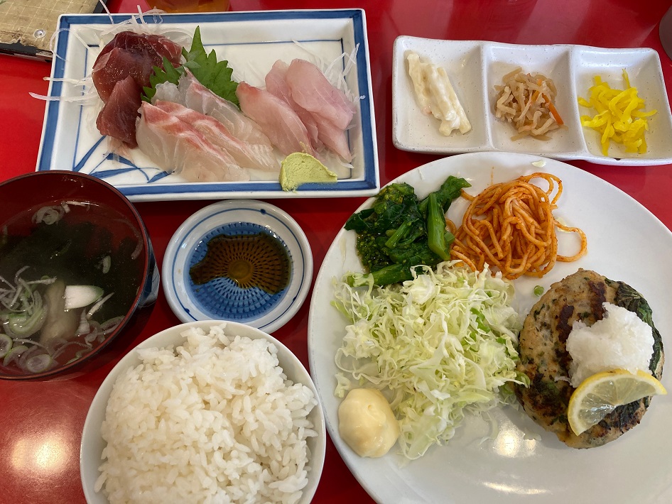 館山食堂でランチ！大盛りグルメ「極上天丼」や日替わりがおすすめ