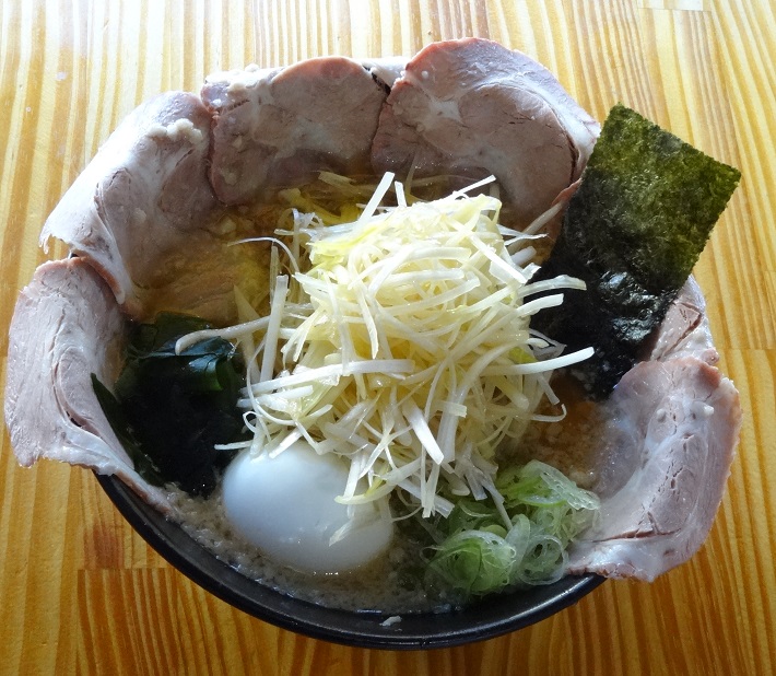 とんこつラーメン