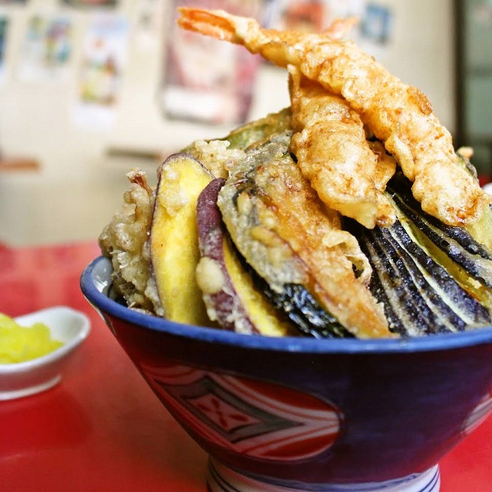館山食堂でランチ！大盛りグルメ「極上天丼」や日替わりがおすすめ