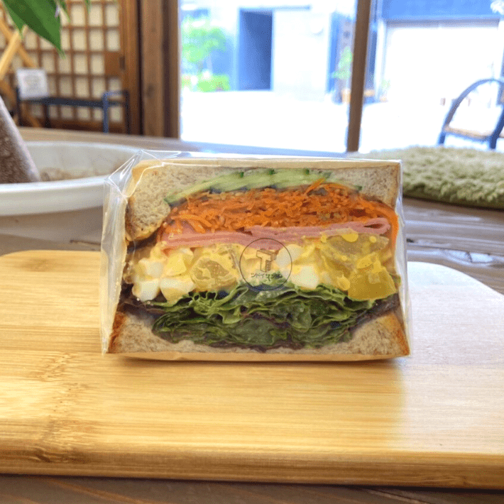 松戸カフェ【松戸】 ツドイサンド　野菜たっぷり！　古民家でたくあん入りの卵サンドにかぶりつこう 