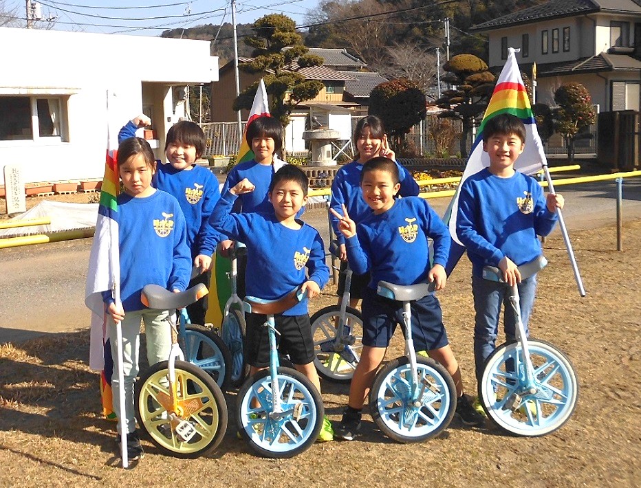 袖ヶ浦市 平岡小学校幽谷分校 一輪車ダンス